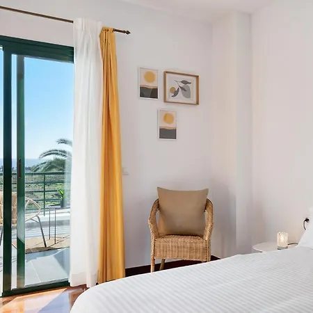 Hébergement de vacances Apartamento Costa Esmeralda